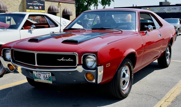 Comment bien choisir un garage pour l'entretien de votre voiture et quels critères prendre en compte?